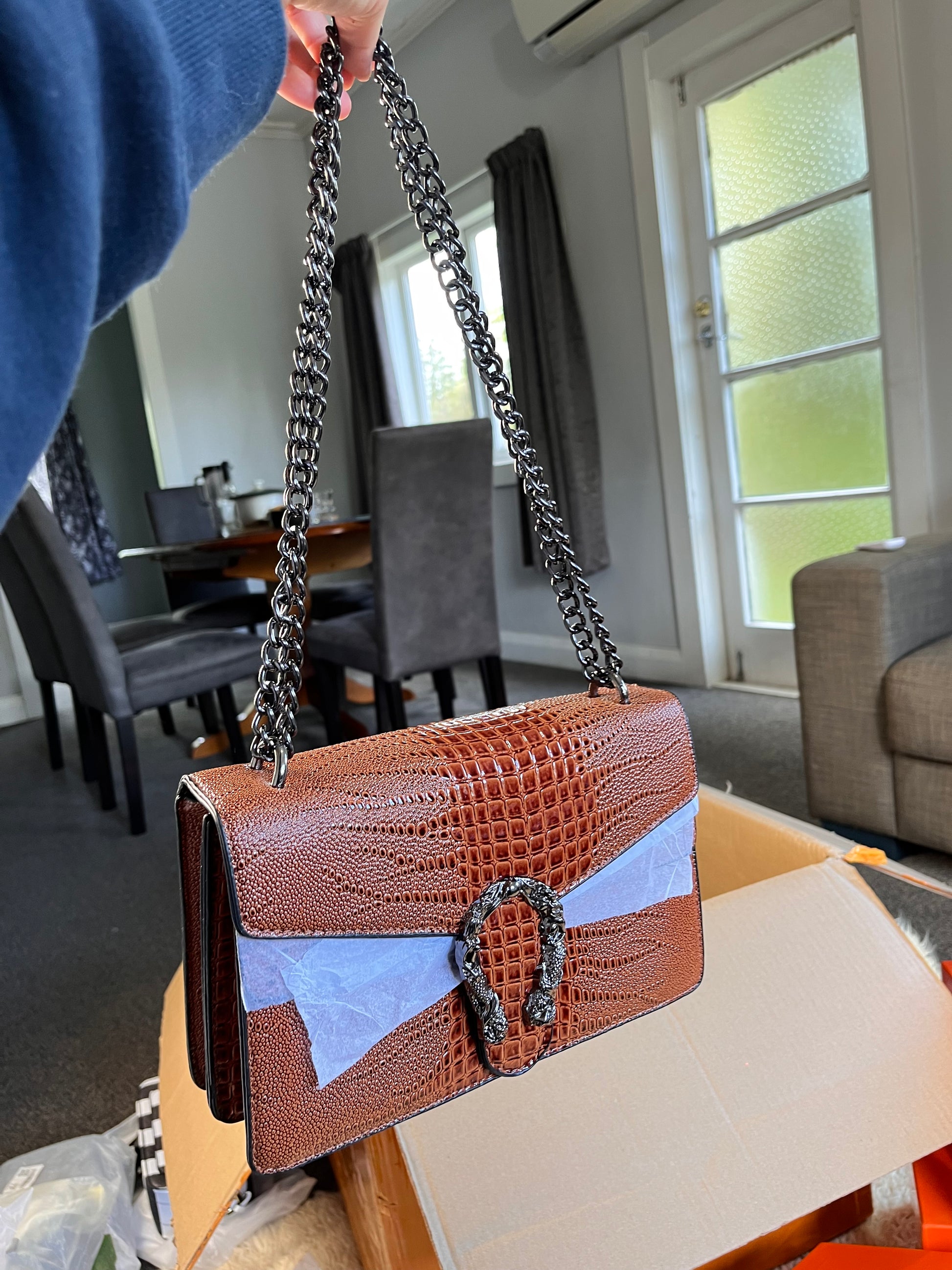 Crocodile pattern soft type leather shoulder and crossbody bag