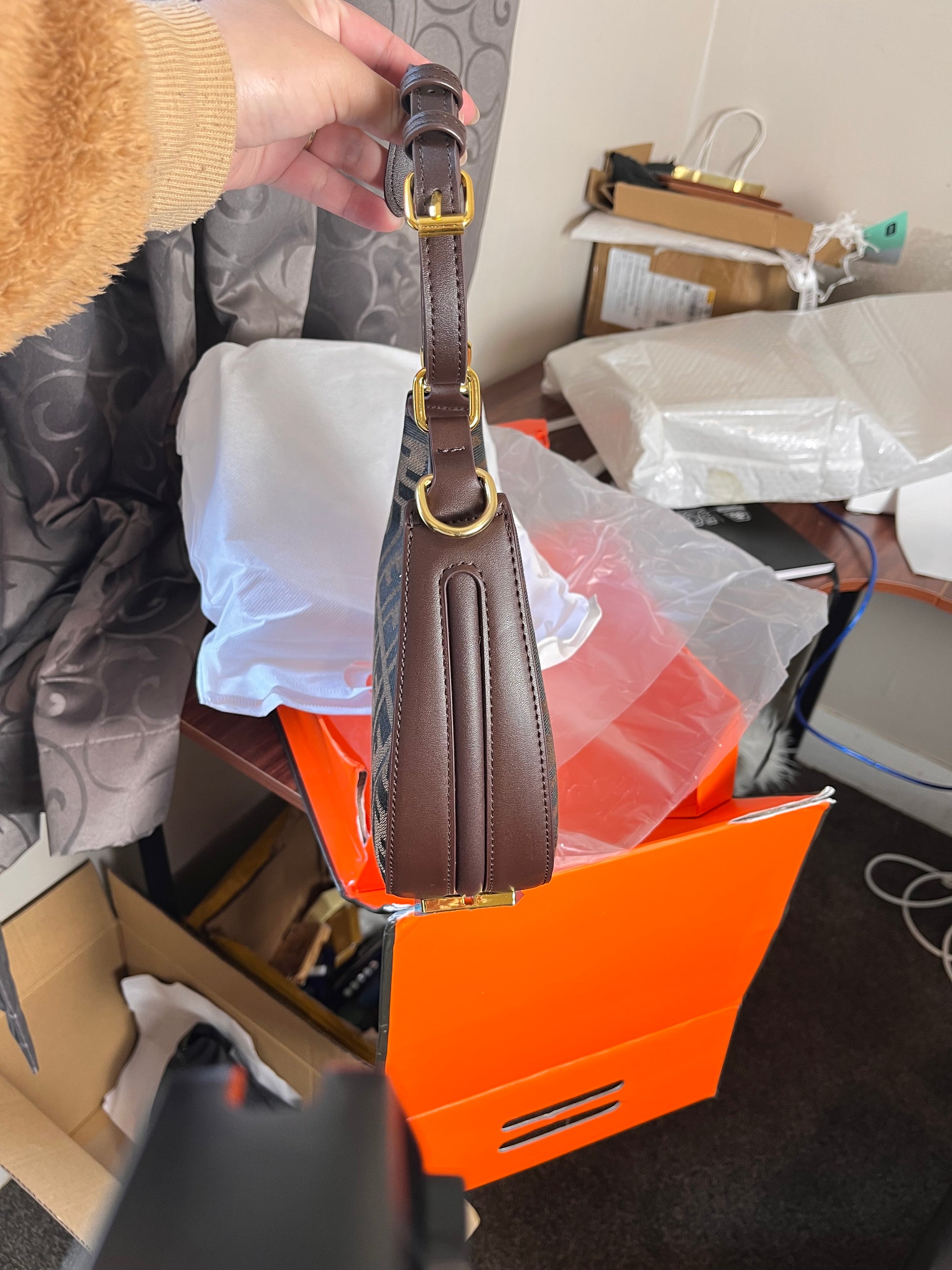 FENDI Crecent genuine leather bag with logo inside