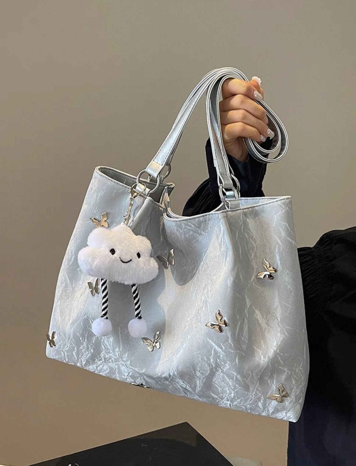 Tote Bag Large Capacity 2025 High-End Shoulder Bag, College and professional With ornaments/keychains