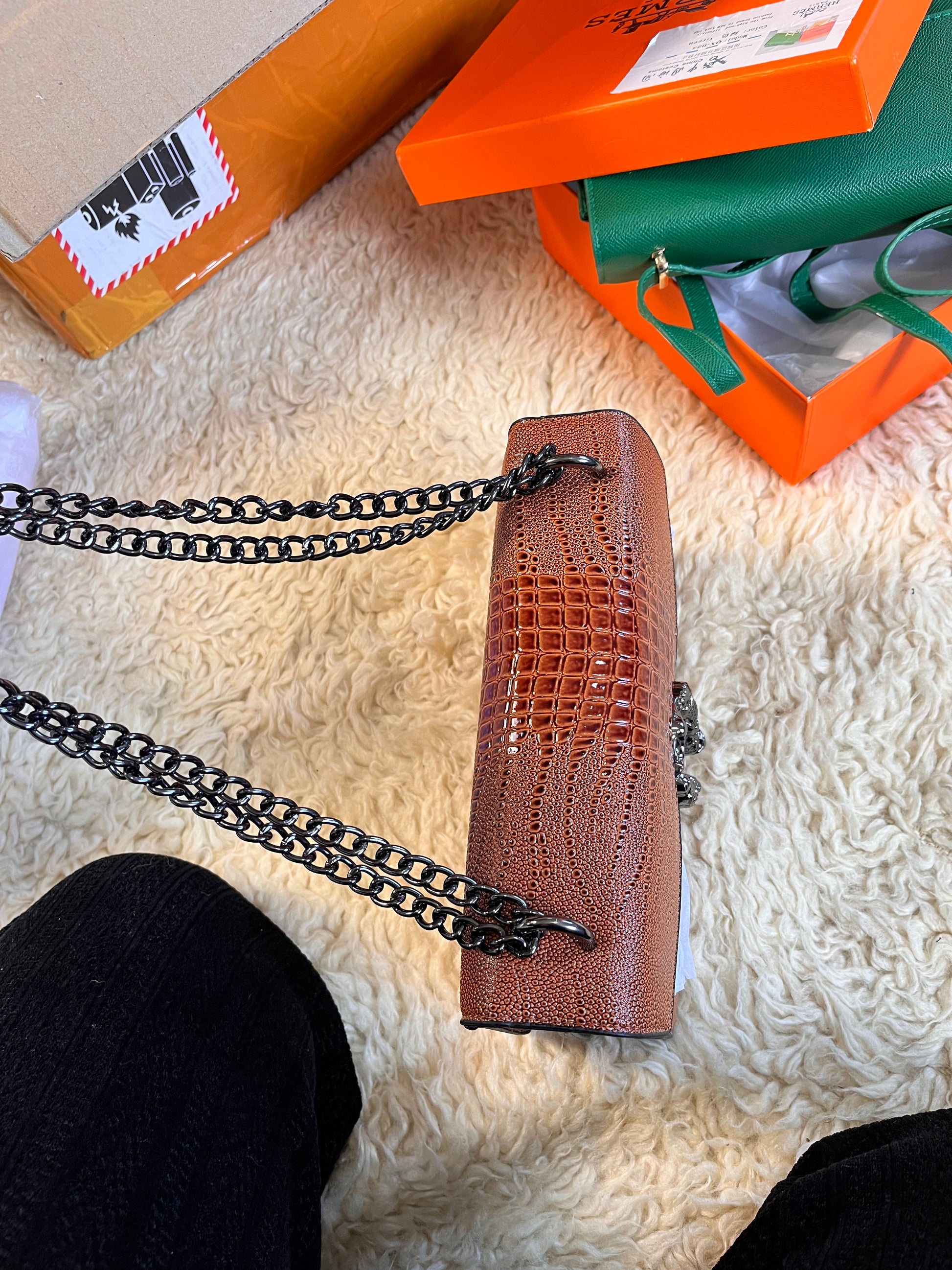 Crocodile pattern soft type leather shoulder and crossbody bag