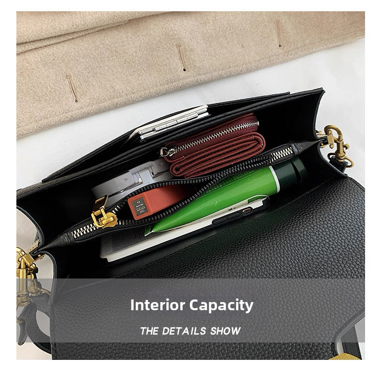 Pre order Coach underarm /shoulder bag