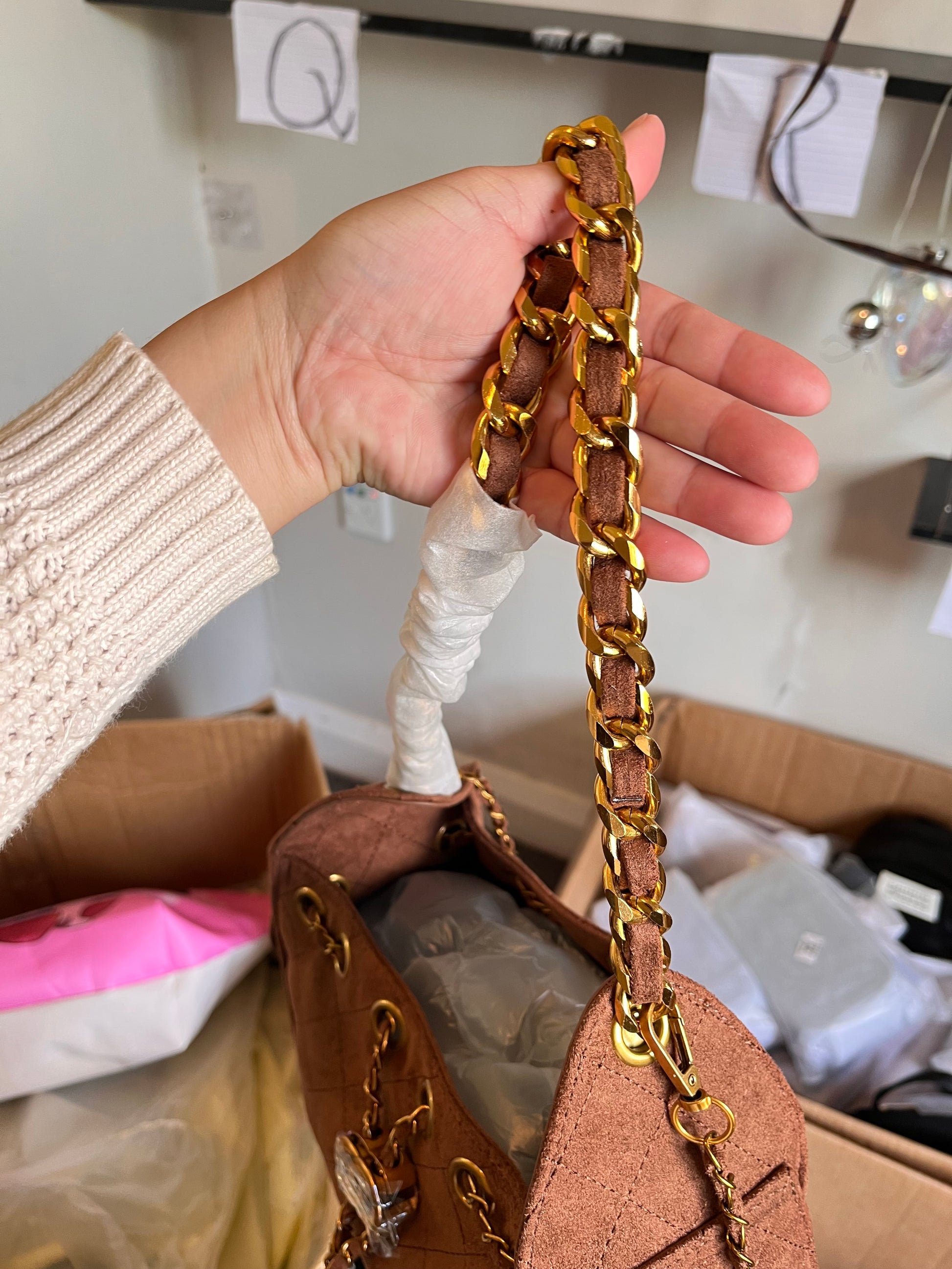 C brand shoulder bag