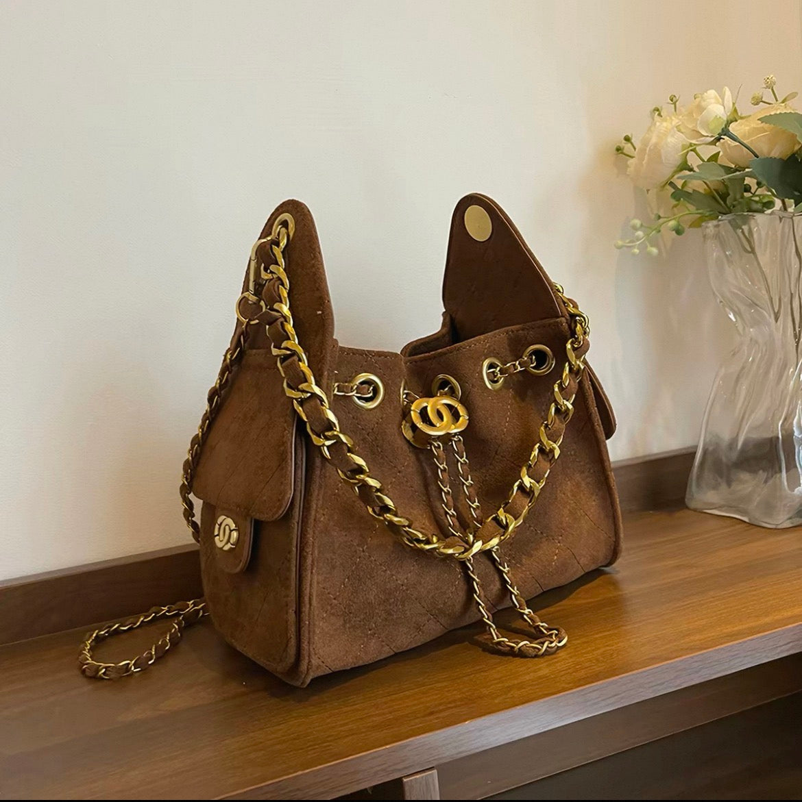 C brand shoulder bag