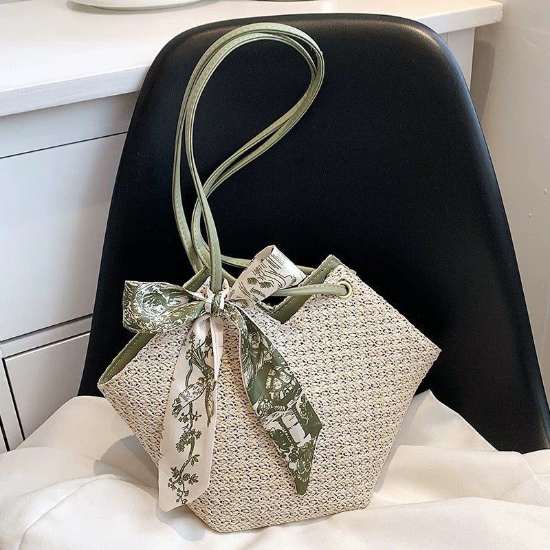 Gorgeous Hand woven straw shoulder bag with free twilly