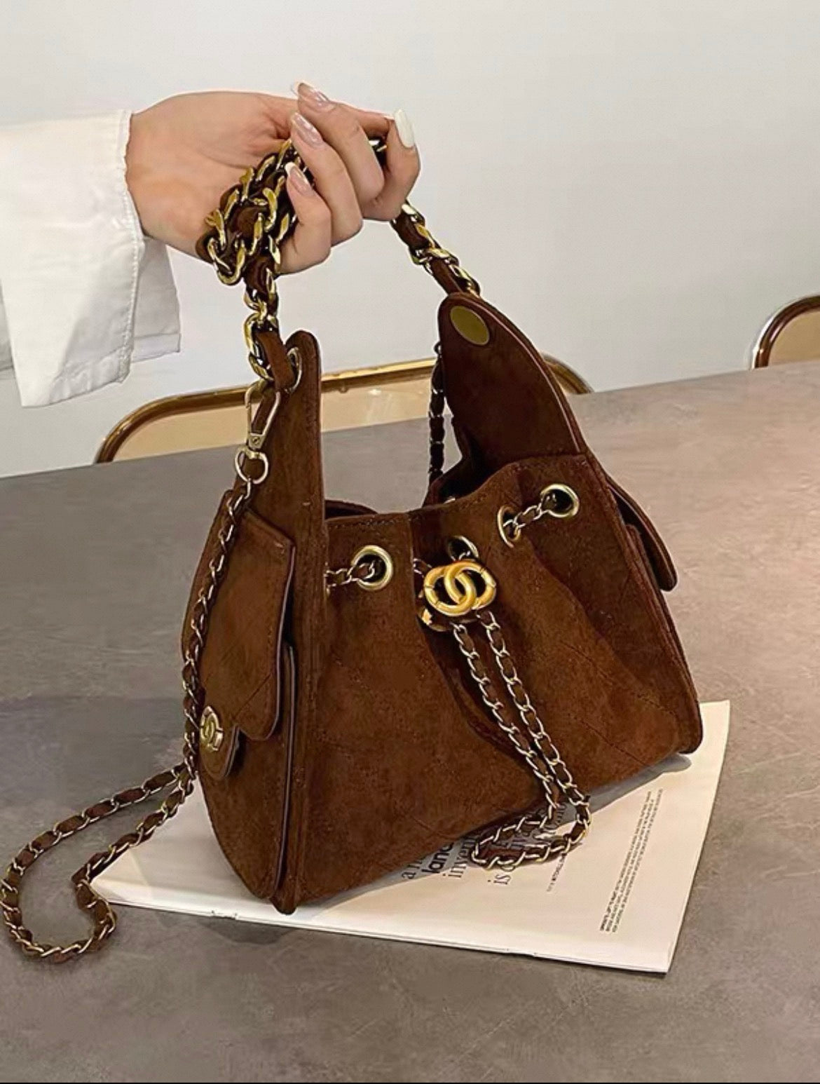 C brand shoulder bag