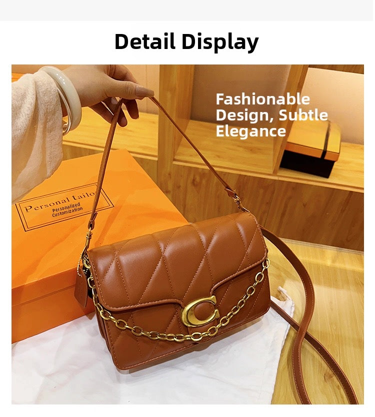 Pre order Coach versatile shoulder crossbody bag