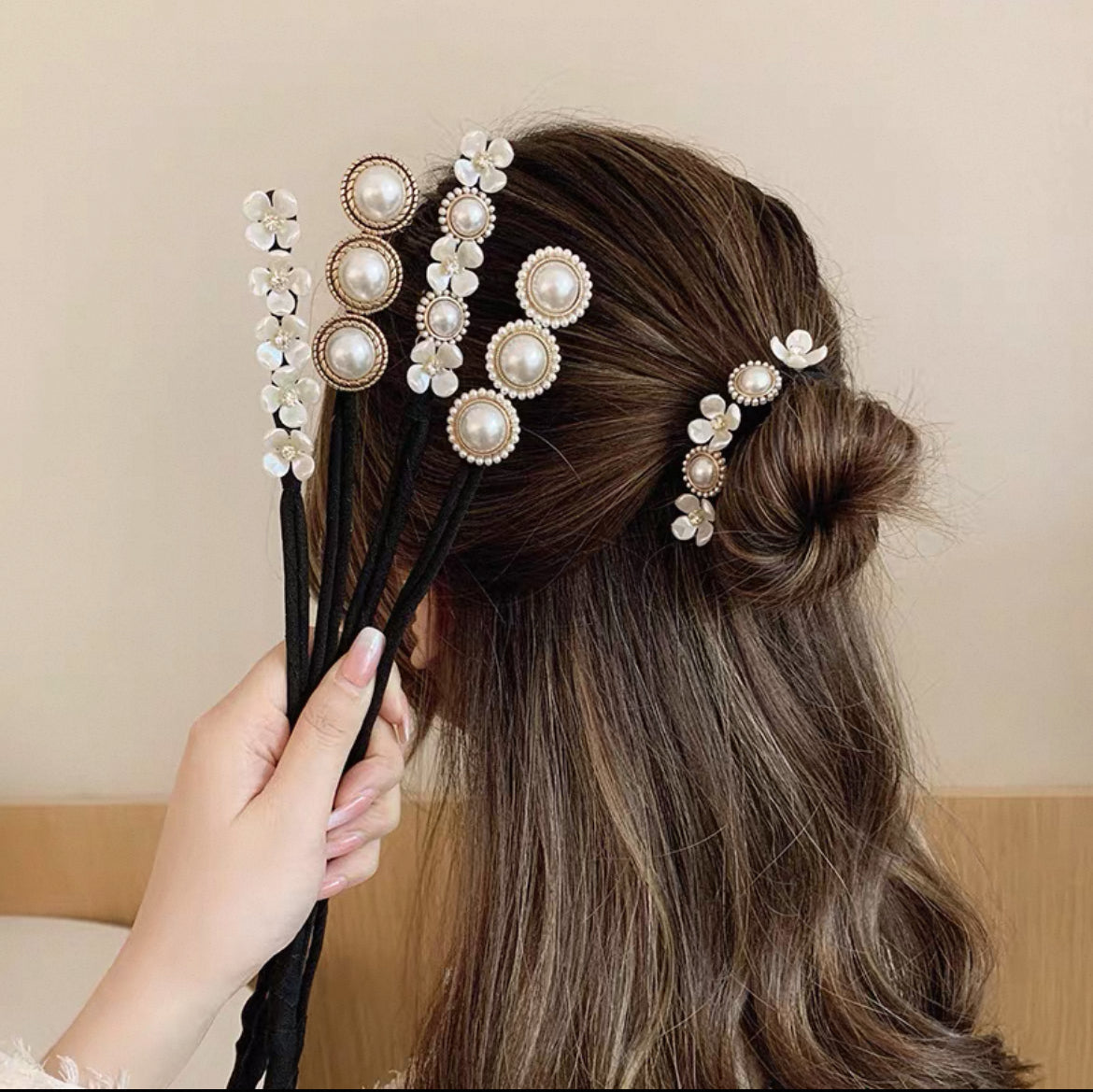 3pcs Hair bun Machines artificial pearl clips and 1pc Elegant