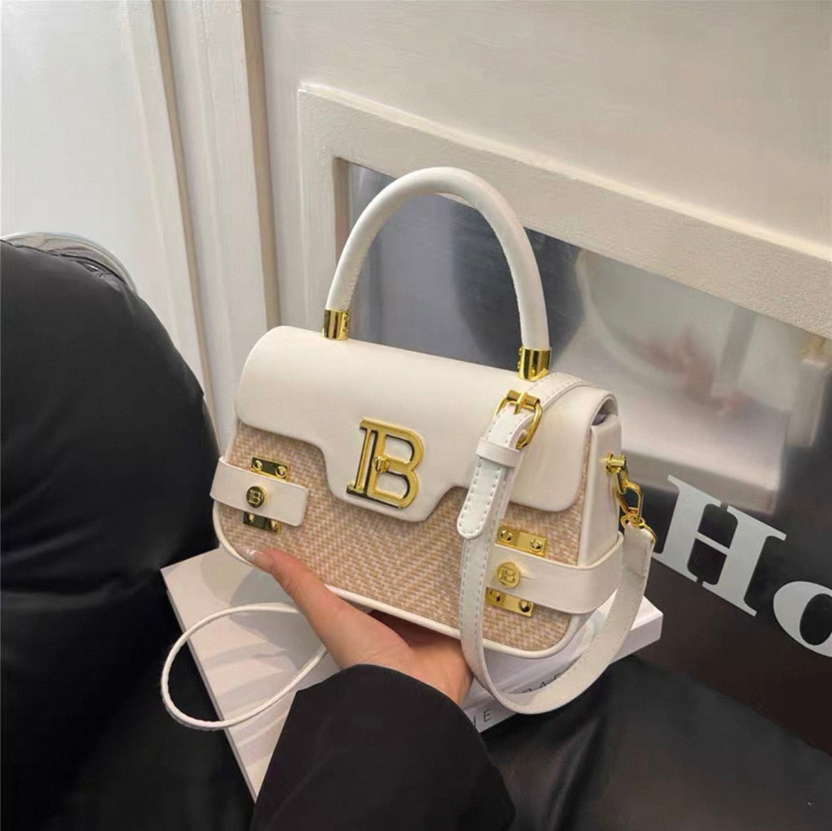 Balmain B-buzz Crossbody Versatile Commuter Box Bag .