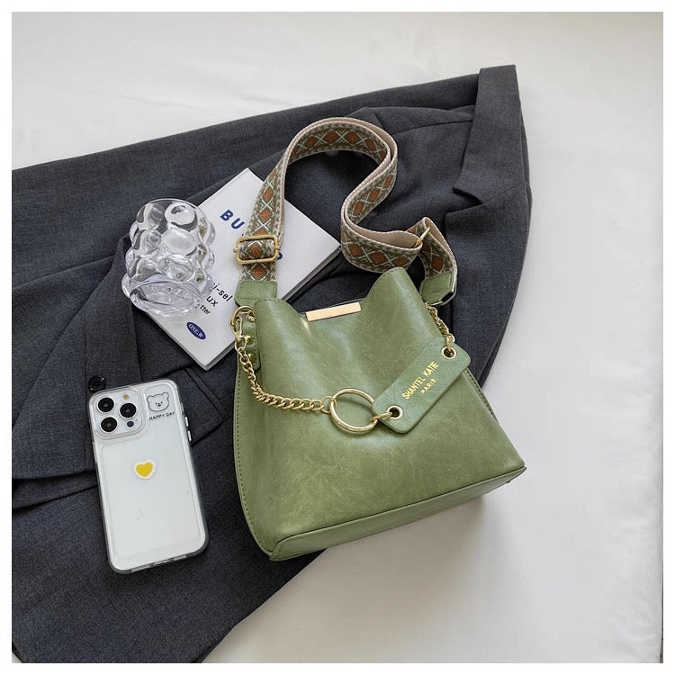Internet Celebrity High-End 2025 Bucket Bag Foreign Style Wide Crossbody Bag