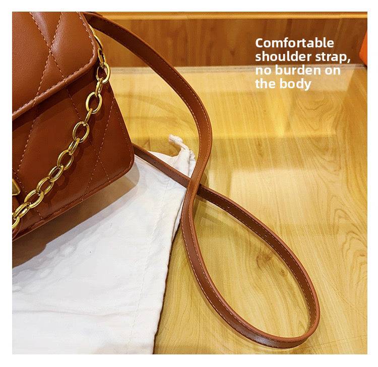 Pre order Coach versatile shoulder crossbody bag