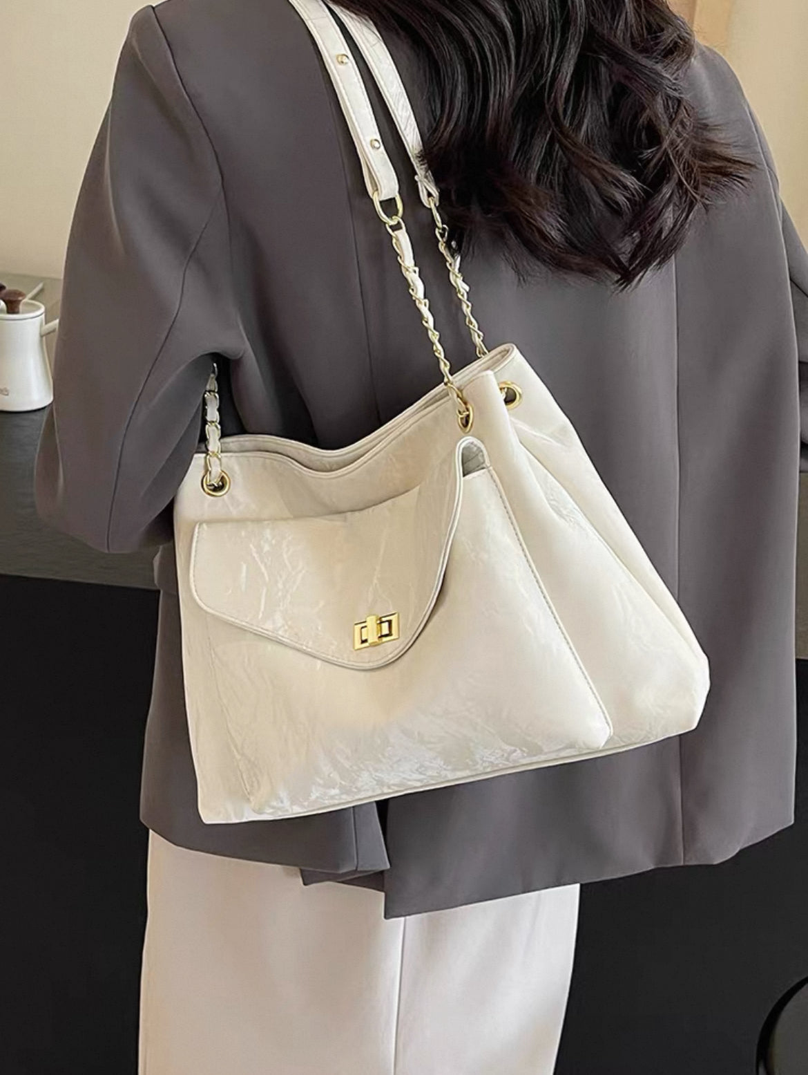 Tote bag large Capacity Autumn and Winter Can Be Crossbody Casual and Easiest for Matching in 2025