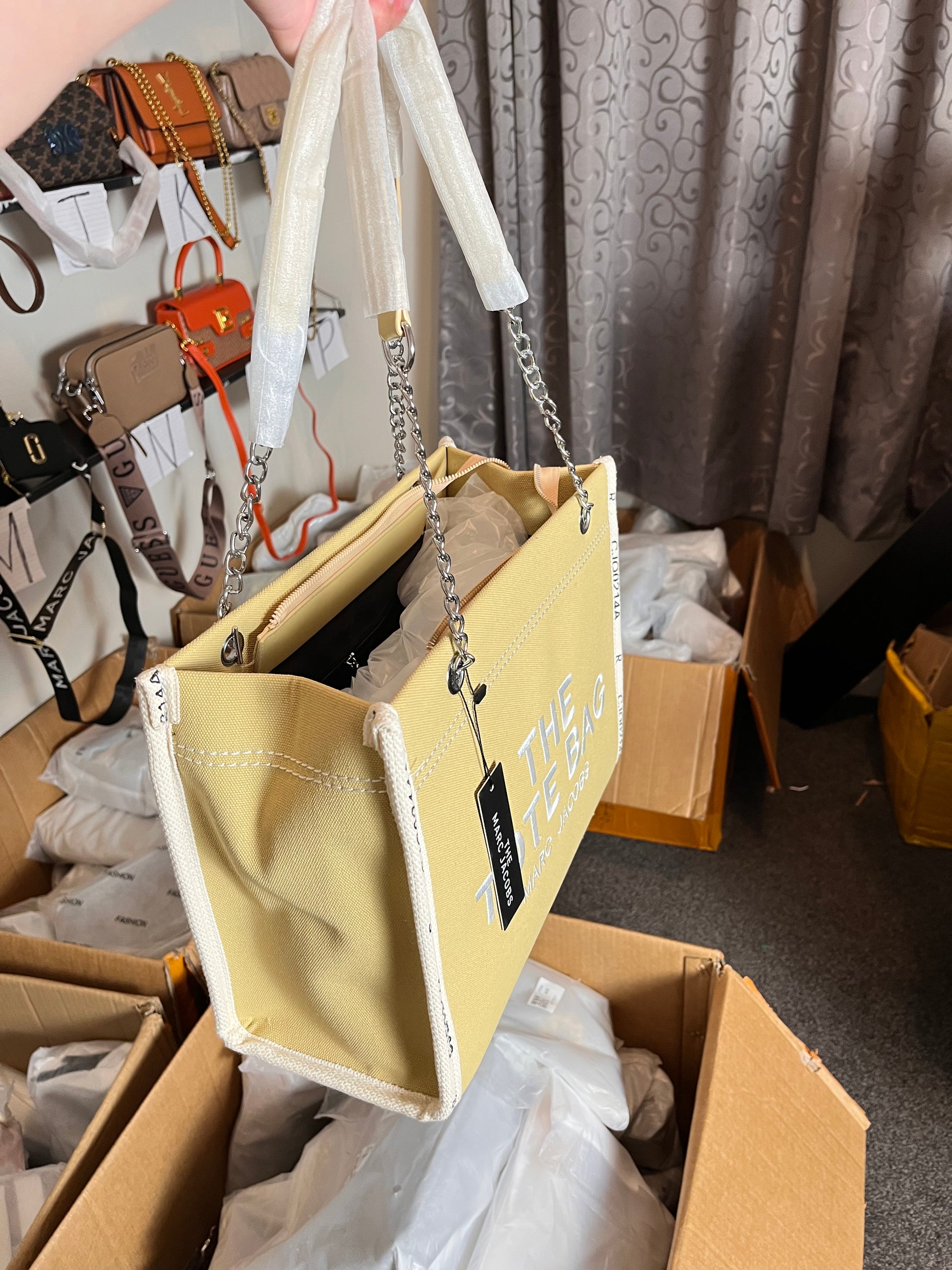 Marc Jacobs , The Tote bag