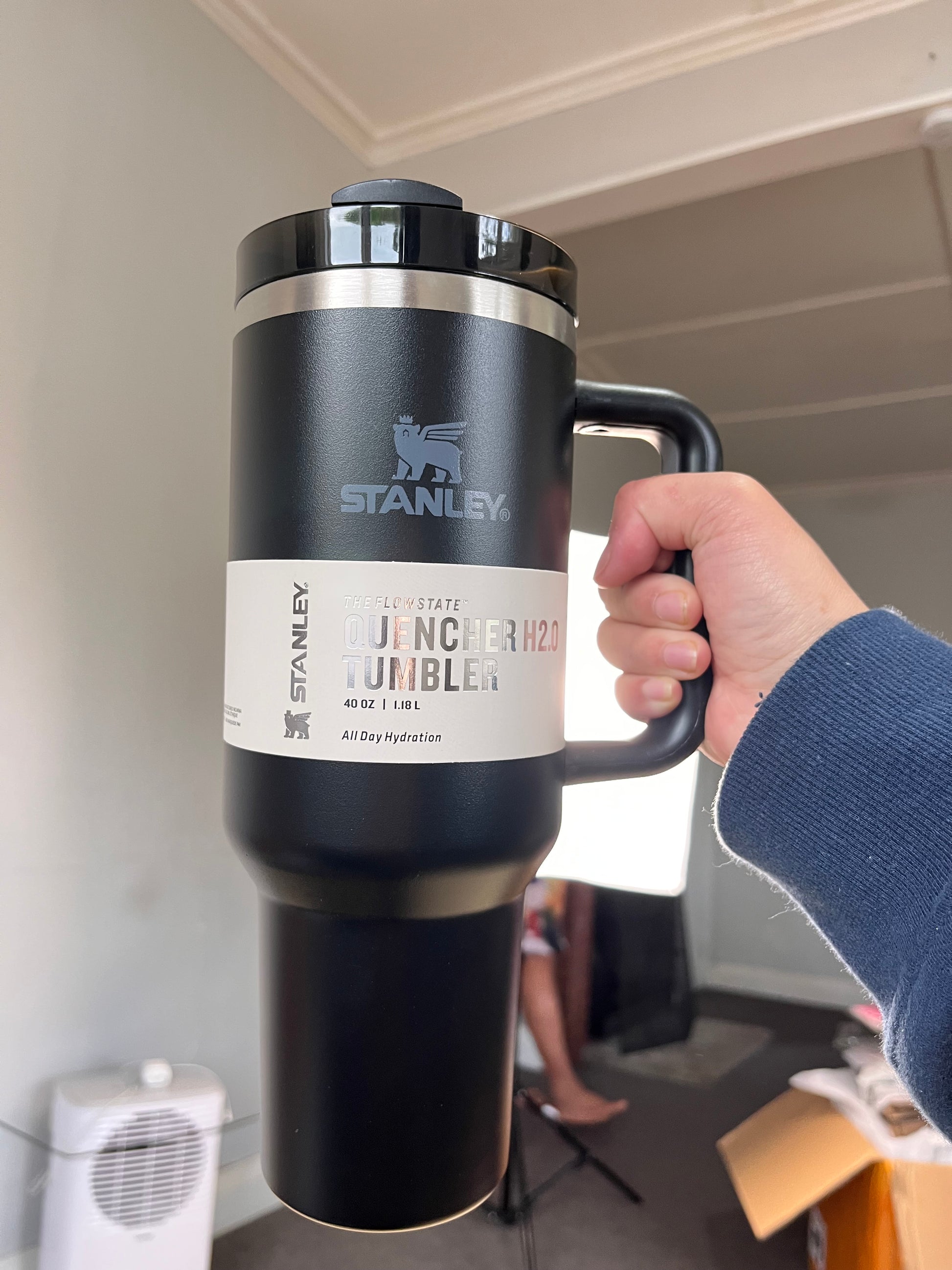 Stanley thumbler Cup with straw 1.18L