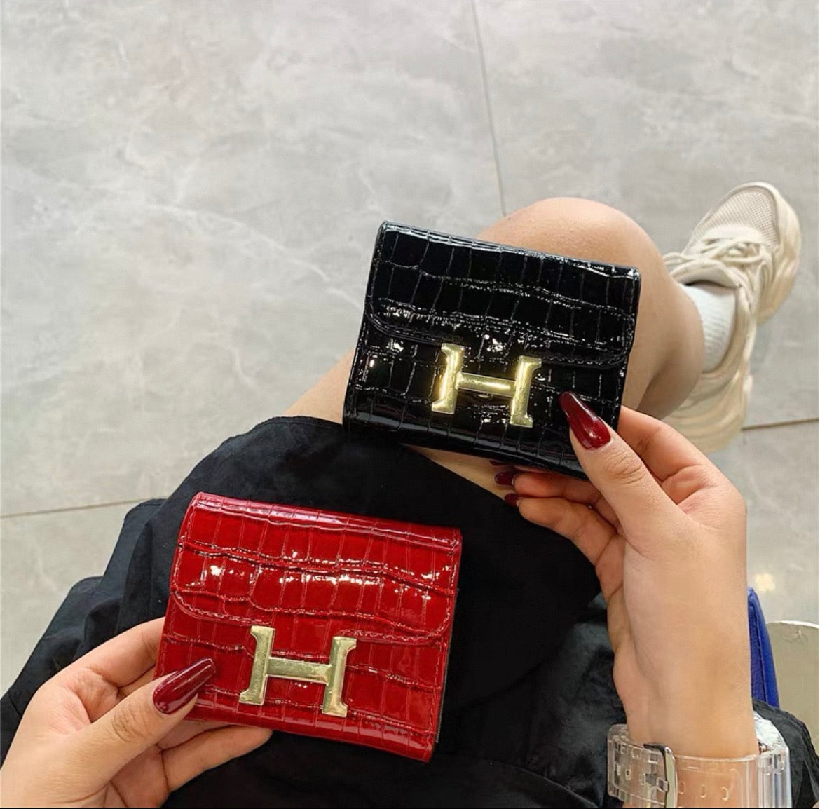 H card wallet