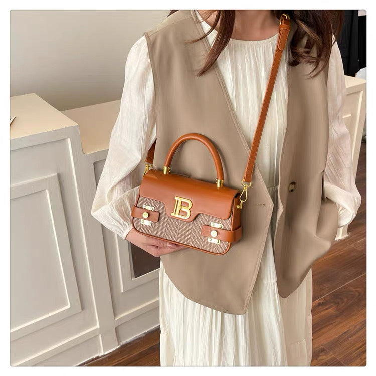 Balmain B-buzz Crossbody Versatile Commuter Box Bag .