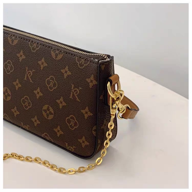 Louis Vuitton pochette accessories bag