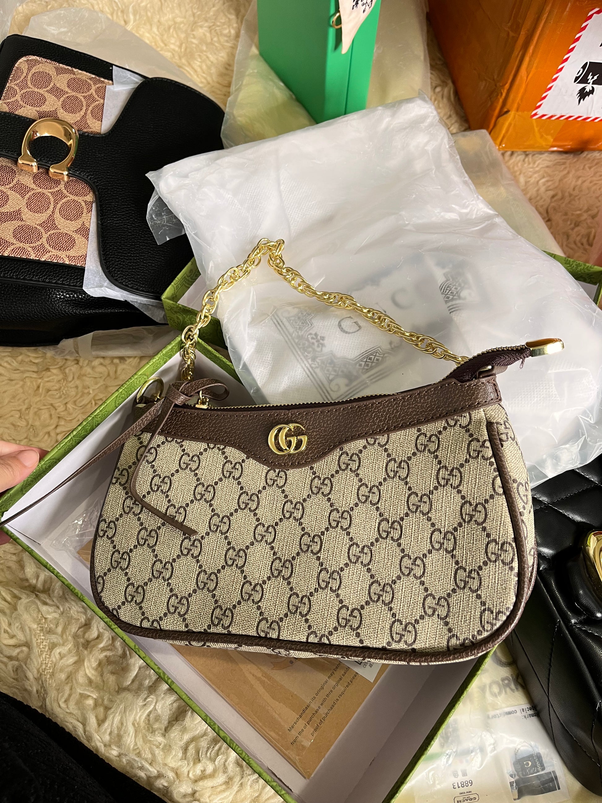 Gucci shoulder or crossbody bag