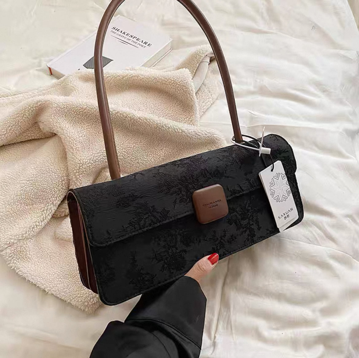 French Niche Bag for 2025 Hot Style Super Hot ,New High-End Satchel Small Square Bag Hot Style Armpit Baguette Bag