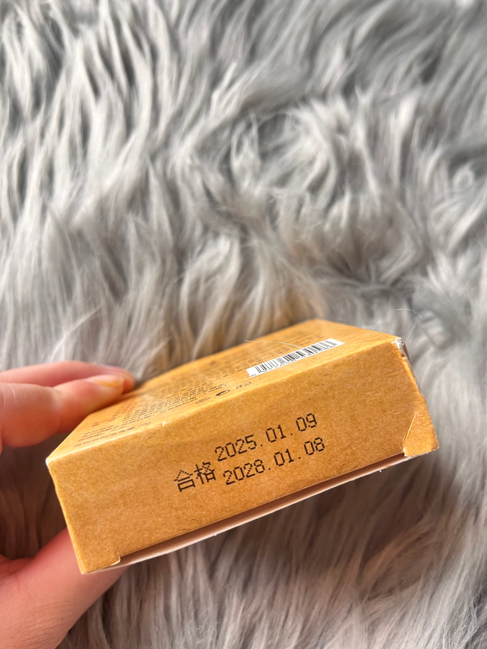 Unisex Natural Agarwood Handmade soap