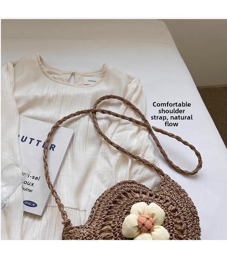 Niche Design Woven Straw Bag