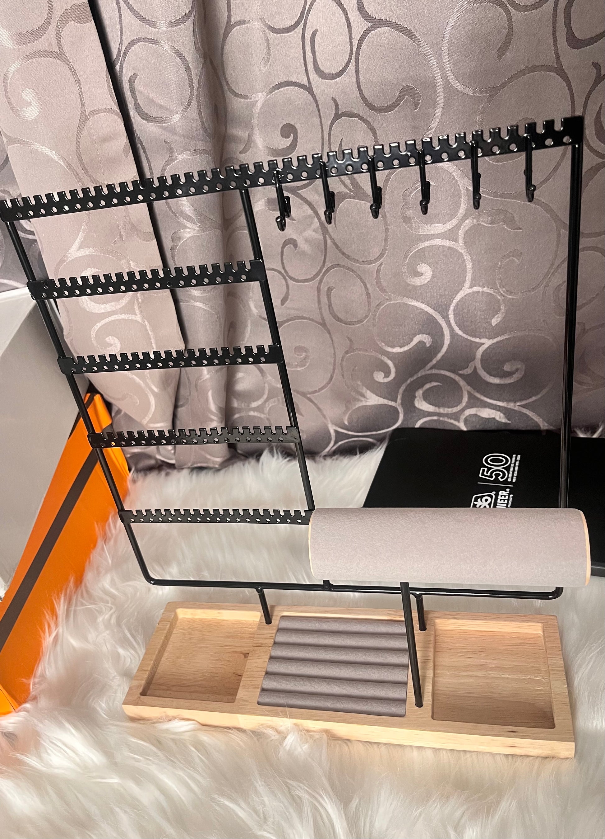 Jewelry Storage Rack display Large capacity