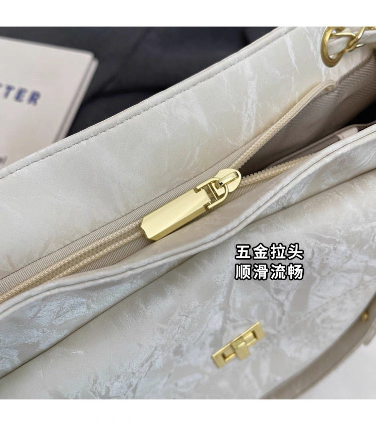 Tote bag large Capacity Autumn and Winter Can Be Crossbody Casual and Easiest for Matching in 2025