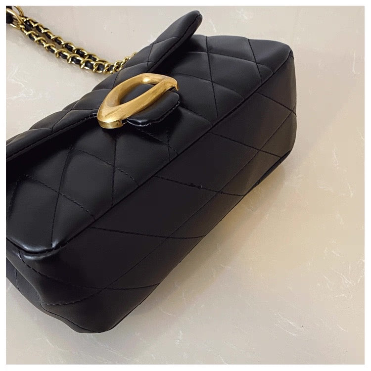 Coach tabby shoulder bag 20