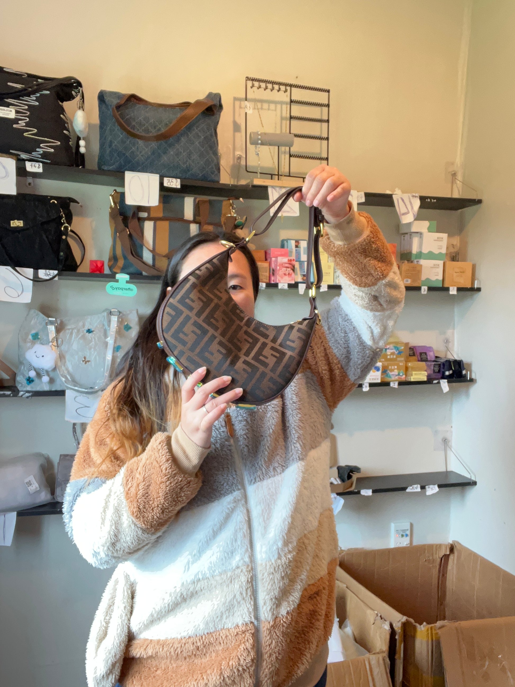 F shoulder bag , Genuine leather