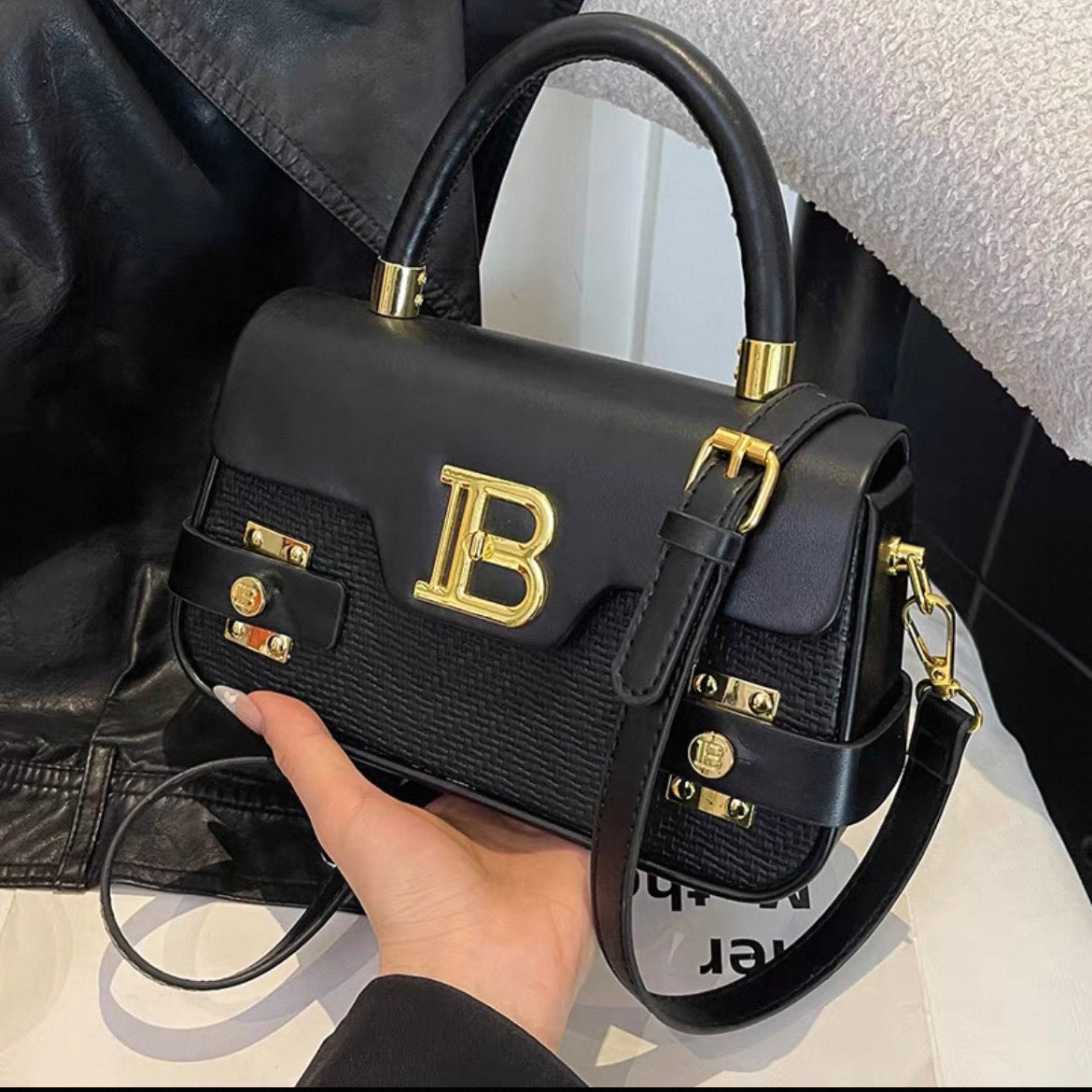 Balmain B-buzz Crossbody Versatile Commuter Box Bag .