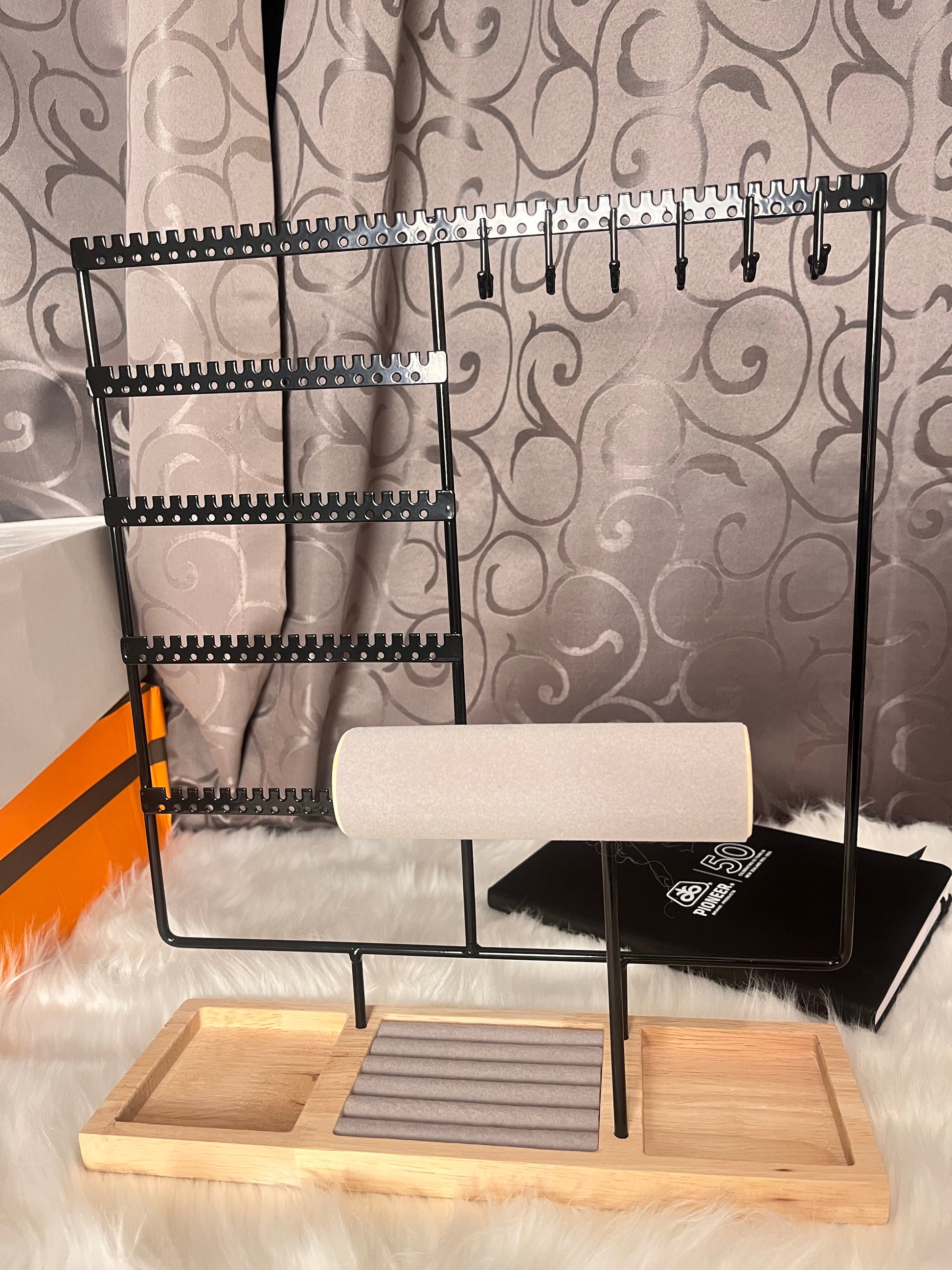 Jewelry Storage Rack display Large capacity