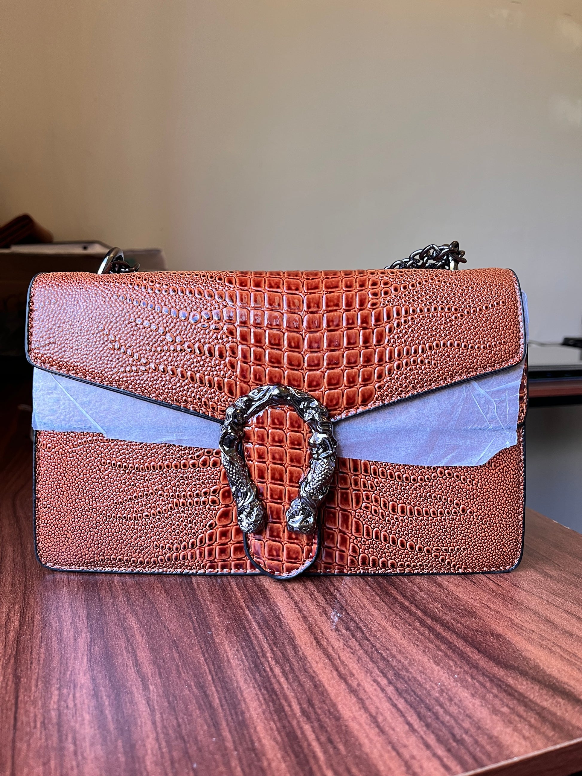 Crocodile pattern soft type leather shoulder and crossbody bag