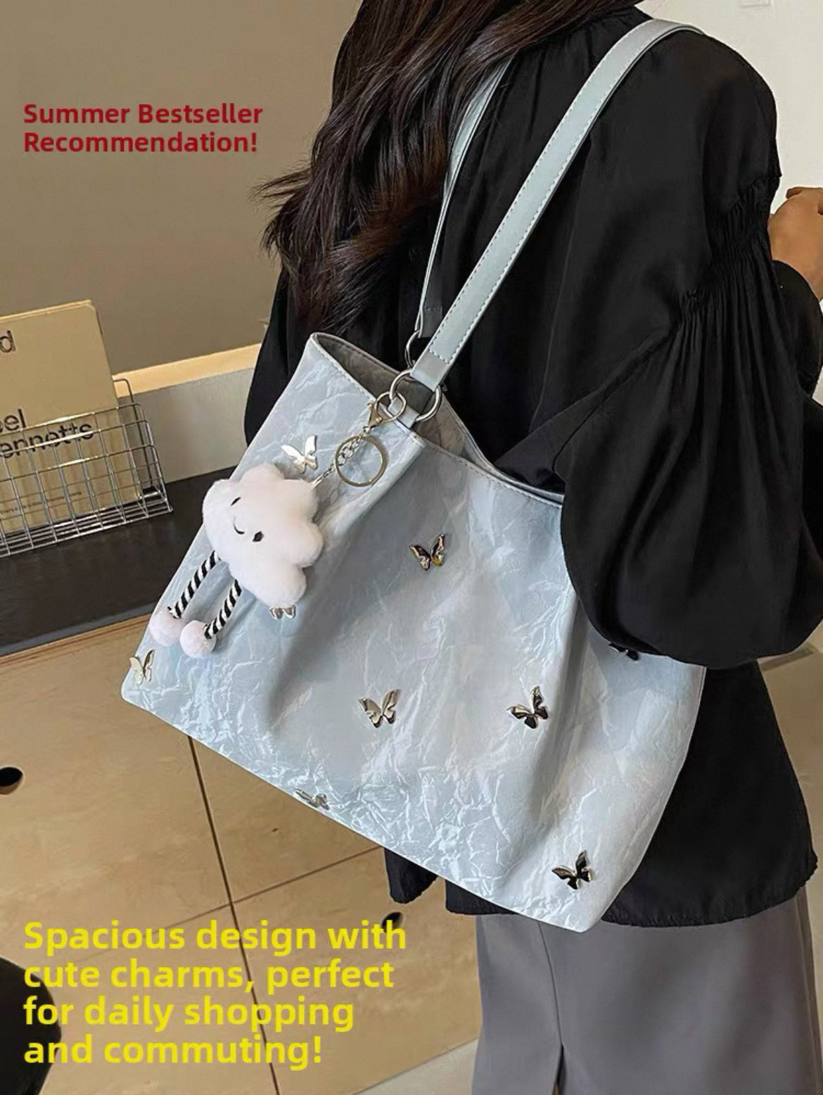 Tote Bag Large Capacity 2025 High-End Shoulder Bag, College and professional With ornaments/keychains