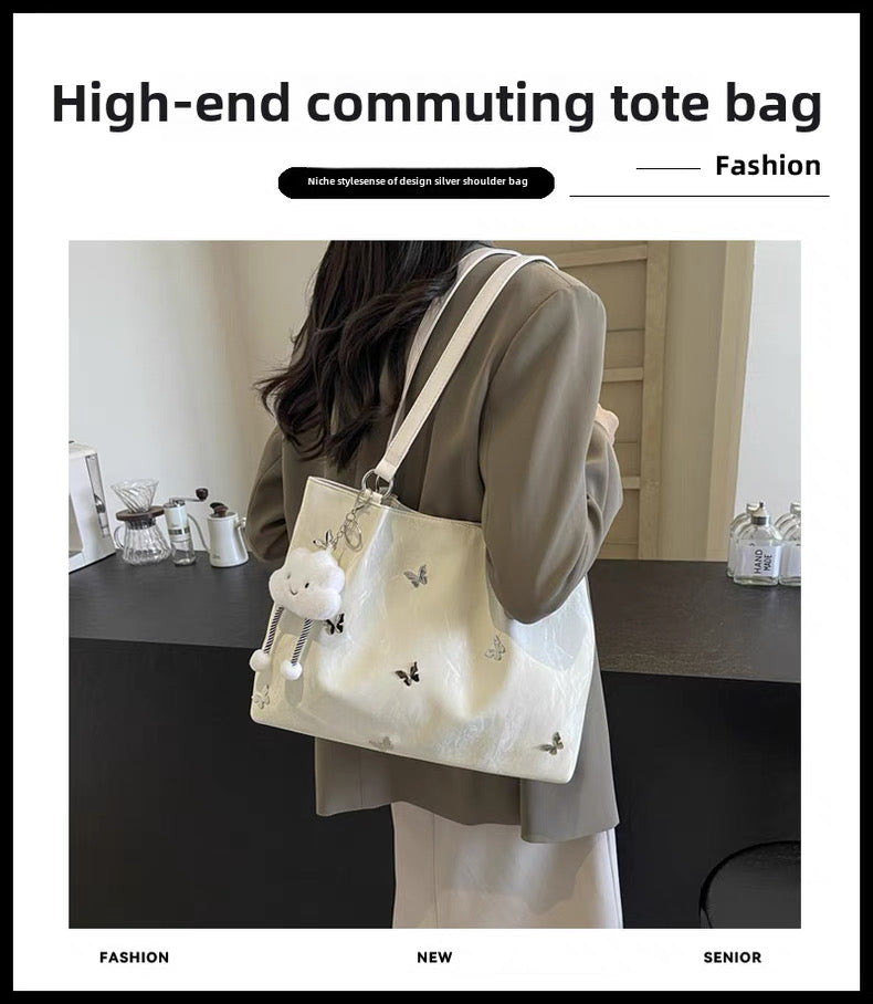 Tote Bag Large Capacity 2025 High-End Shoulder Bag, College and professional With ornaments/keychains