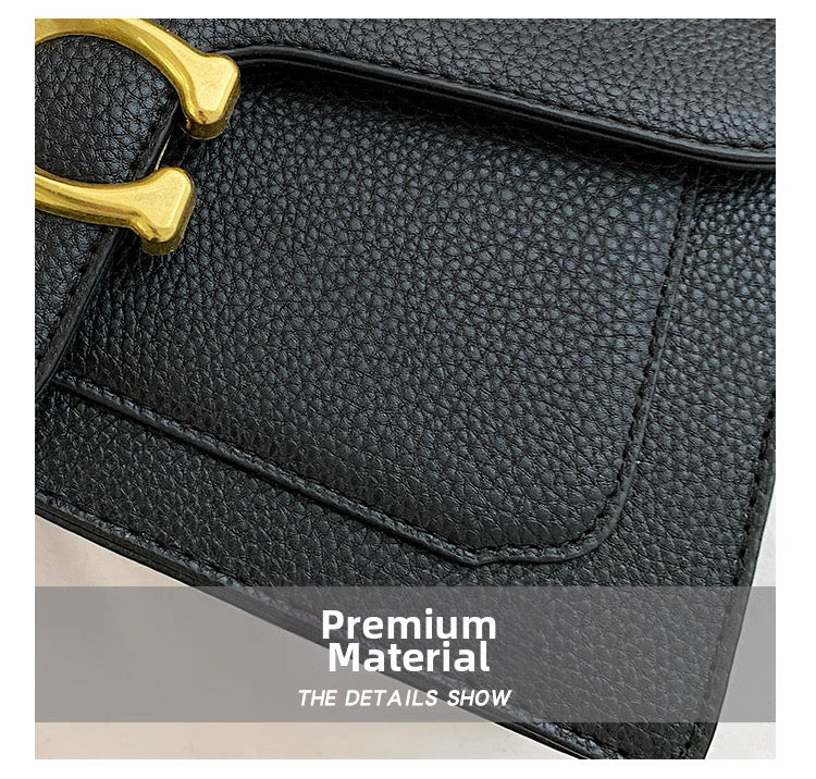 Pre order Coach underarm /shoulder bag