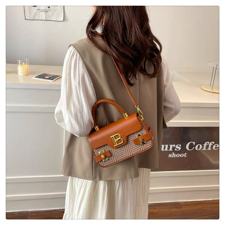 Balmain B-buzz Crossbody Versatile Commuter Box Bag .