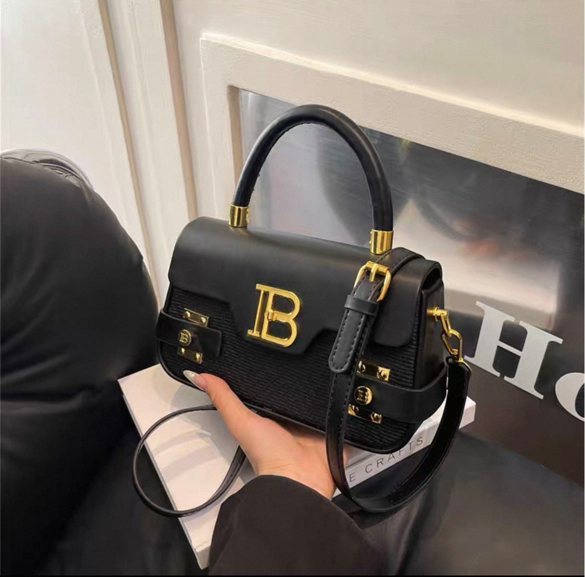 Balmain B-buzz Crossbody Versatile Commuter Box Bag .