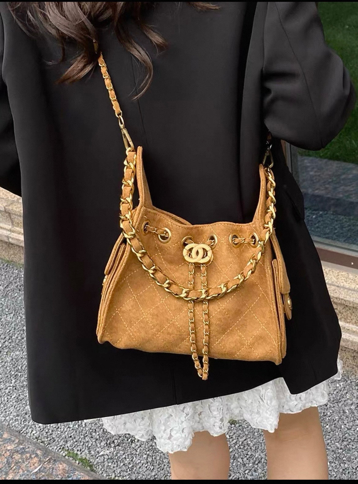 C brand shoulder bag