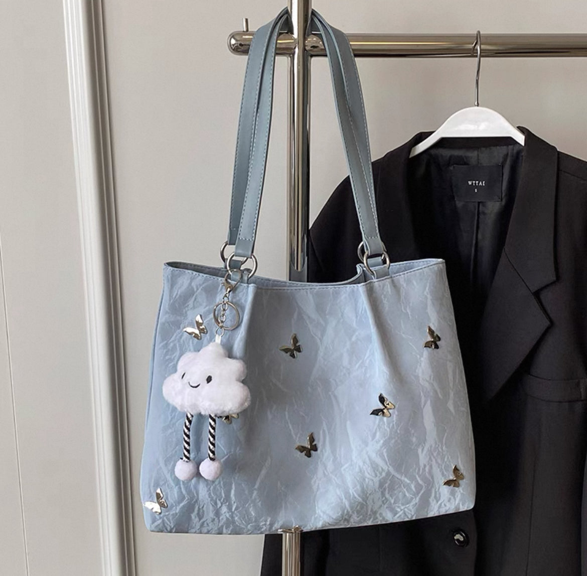 Tote Bag Large Capacity 2025 High-End Shoulder Bag, College and professional With ornaments/keychains