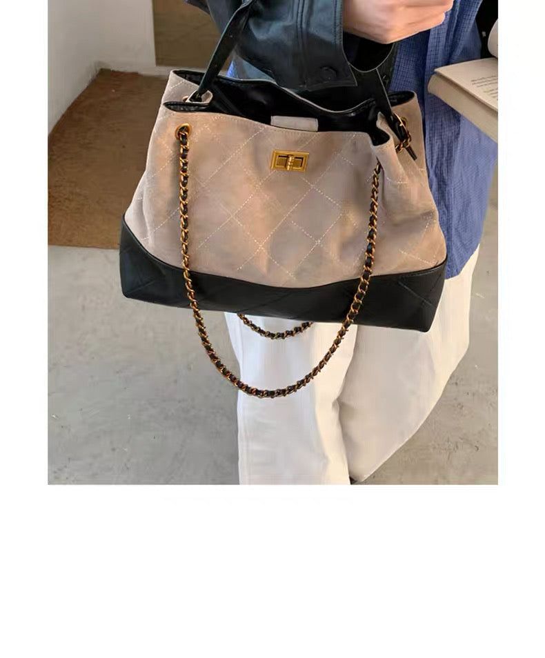 C shoulder bag