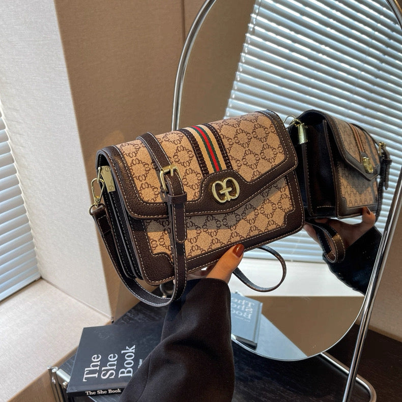 G crossbody bag