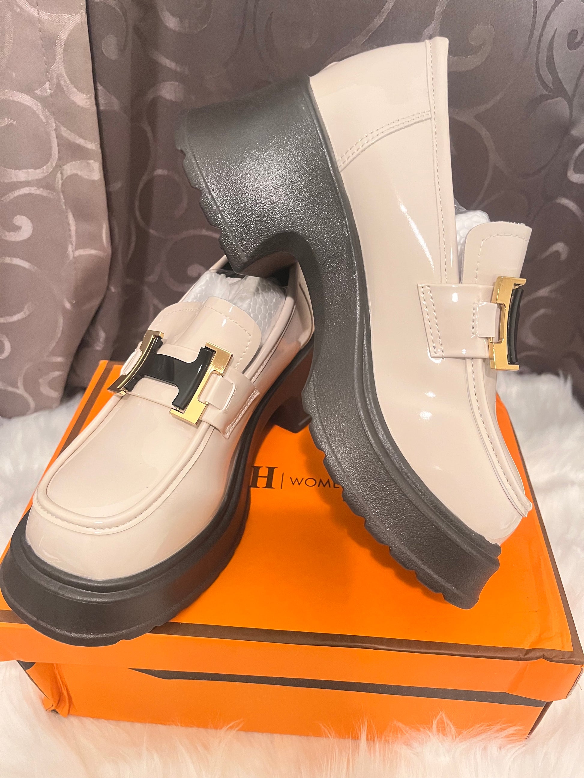 Thick-Soled Leather Shoes for British Preppy Style Patent Leather Slip-On Lazy Loafers for Women Spring and Autum