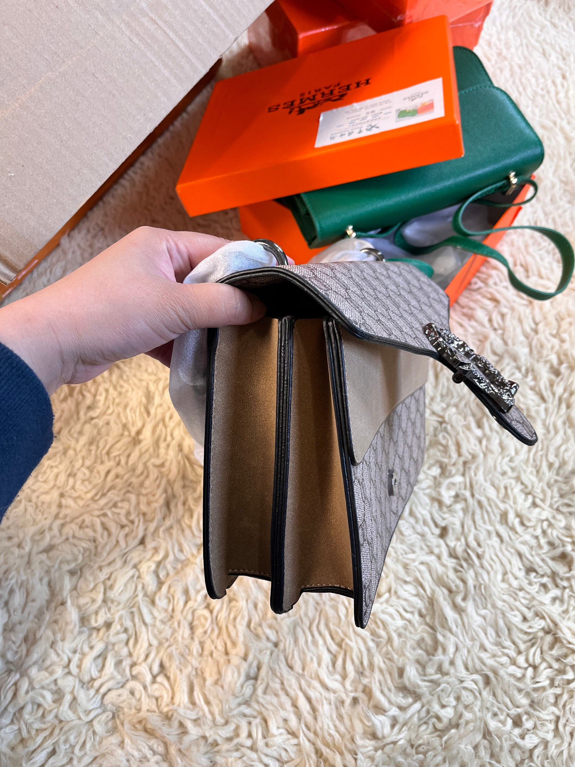 Gucci Dionysus hard type leather shoulder and crossbody bag w/gift box