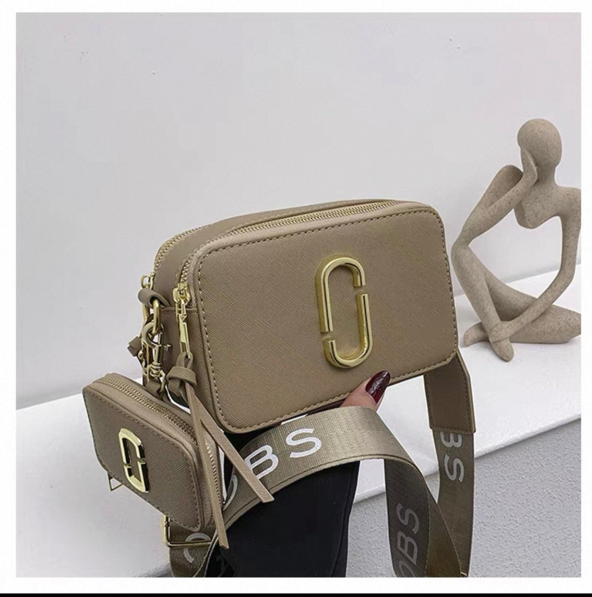 UNISEX Marc Jacob  Trendy Super Stylish One-Shoulder Cross-Body with coin purse Square type