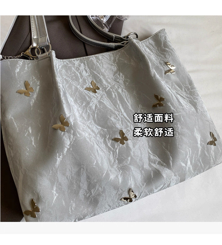 Tote Bag Large Capacity 2025 High-End Shoulder Bag, College and professional With ornaments/keychains