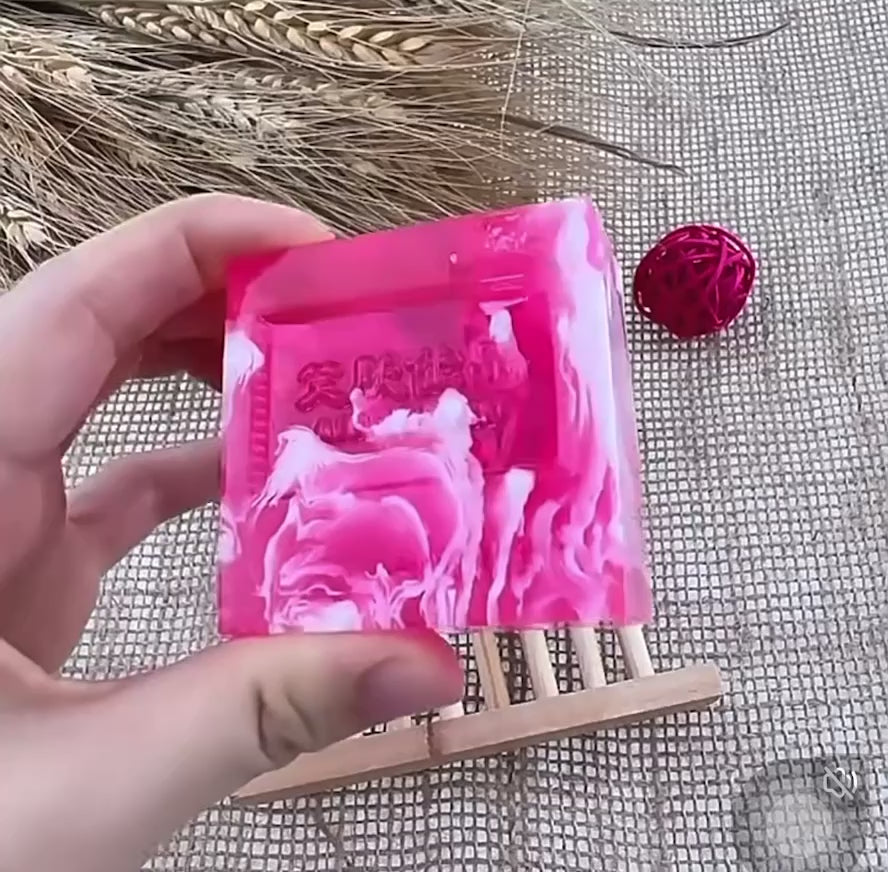 Authentic Rose body and face Bath soap,Mite Removal Deep Cleansing with Special Fragrance